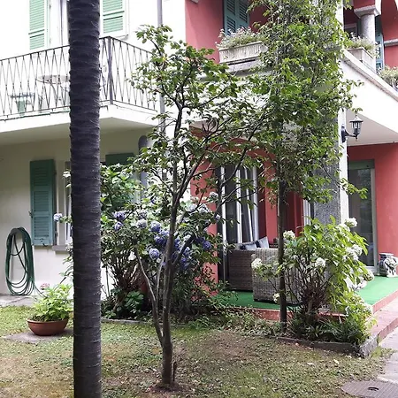 Garden Guest house *